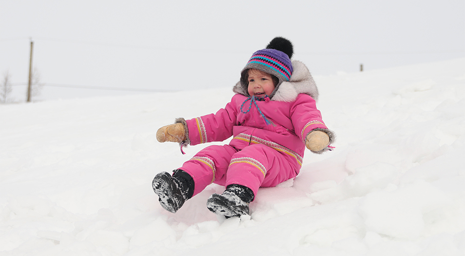 Petite fille Inuit au Nunavik